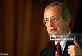 984 Daisy Read Stock Photos, High-Res Pictures, and Images