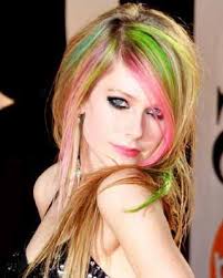 Avril Lavigne Rainbow Hairstyles Hairstyles Long Scene Hair Multi Colored Hair Hair Color Crazy