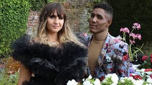 Ferns n petals provides affordable flower delivery service our canada local florist store can help in sending these fascinating flower bouquets to your special ones anywhere in canada and other such countries. The Big Flower Fight It Sounds Mad It Is Mad Bbc News