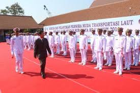 Untuk lebih mendalami jurusan baru tersebut kepala smk. Goriau Smk Kal 2 Wisuda Perwira Muda Transportasi Laut
