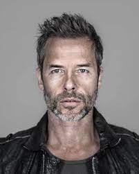 Guy Pearce Guy Pearce Australian Actors Guys