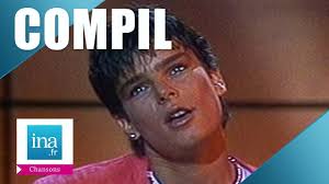 Et j'vis comme une boule de flipper qui roule tous mes beaux châteaux d'equateur s'écroulent et j'vis comme une boule de flipper qui roule capitaine d'un bateau chanteur tu coules. Corynne Charby Boule De Flipper Archive Ina Youtube