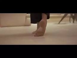 Mrs scott's cat was examined by the vet yesterday. Why Are There So Many Shots Of Uma Thurman S Feet In Pulp Fiction Quora