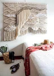 this macrame wall art is the perfect size to display as headboard or hanging above your sofa or entrance to im art macrame tissage de tapisserie tenture tissee