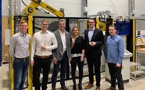 Lukas Neuffer (@l_neuffer)