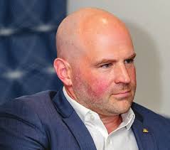 30-41_MidMarket Fast40 2023.indd