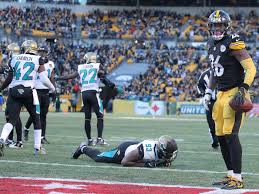 Pittsburgh steelers running back le'veon bell (26) looks on during the. Le Veon Bell Contract Steelers Rb Reportedly Turned Down 70 Million Deal Sbnation Com