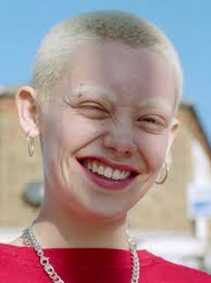 Otsime Magistrali keskuse reklaamkampaaniasse järgnevaid modelle: 5–9  aastast tüdrukut ja poissi 28–35.a naist 30–35.a meest Oma kontaktid (nimi,  telefon ja e-post), mõõdud (pikkus ja riiete suurusnumber) ning kaks pilti  hetkevälimusest (portree ja