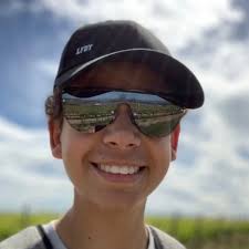 Michele Kerry (@MicheleKerry5)