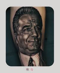 Artist Showcase: Zak Perry @zakperry_tattoos You Can't Knock the Hustle.  #HustleButter #HustleBalmTattooBalm #HustleButterDeluxe  #YouCantKnockTheHustle #TattooAftercare #Tattoo #Vegan #CrueltyFree  #TattooCommunity