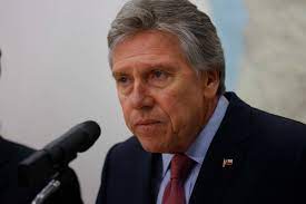 Spanish literature, the body of literary works produced in spain. Ministro Espina Critica Ataque A Monumento Heroes De Iquique En Valparaiso Condenamos Absolutamente El Cobarde Atentado