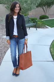 How To Wear A Blazer With Jeans And Heels Navy Blazer Boyfriend Jeans White T Patent Heels Cognac Bag Fashion Bag Blazer Boyfriend Cogna Blazer Outfits Boyfriend Jeans Casual Work Outfits