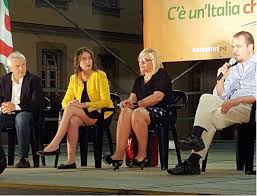 Trova una vasta selezione di guaine cosce a prezzi vantaggiosi su ebay. Eccola La Coscia Dal Vivo Venerdi La Boschi A Parlare Di Riforme Con Gambe In Vista Dagospia