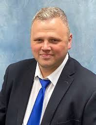 Tyler Broyles's Instagram, Twitter & Facebook