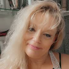 Jon Stewart talking shit about Biden's age was not about being funny, it  was about him joining the rest of the media who keep