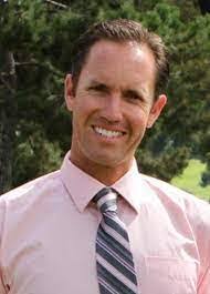 Phyllis Hixson's Instagram, Twitter & Facebook