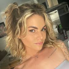 modelmadibath (@madiibath)