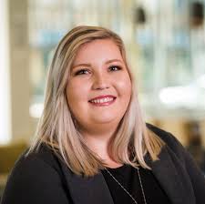 Ashleigh Dickson's Instagram, Twitter & Facebook