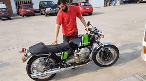 After the i 750s two new intellectual currents made themselves felt: Andrea S Gorgeous 1974 Moto Guzzi 750s Moto Officina For A Full Service Motoguzzi 750s Motoofficina Italianmotorcycle