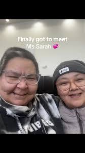 Sarah Tracey's Instagram, Twitter & Facebook