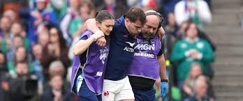 Antoine Dupont : terrible diagnostic confirmé pour le joueur star, victime  d'une rupture des ligaments croisés du genou droit - ladepeche.fr