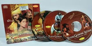 The film is based on the malay legend of the gunung ledang princess, who is said to have lived on top of gunung ledang, and a malaccan sultan's effort to court her. Vcd Puteri Gunung Ledang 2004 Music Media Cd S Dvd S Other Media On Carousell