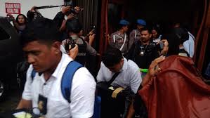 Keluarga mereka dikenal sebagai pebisnis sukses di sumatera . Polisi Bidik Keluarga Wagubsu Musa Rajekshah Giliran Haji Anif Shah Diperiksa Teras Id