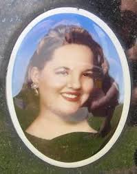 Jennifer Dawn Claus (1979-1996)