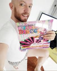 My new greatest hits, Songs From The Kitchen, is OUT TODAY  (https://se-b.lnk.to/kitchendisco)