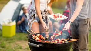 It is a good reference for you to design what you want in a few clicks. Tips Mengadakan Pesta Barbeque Murah Dan Antirepot Di Rumah Kumparan Com