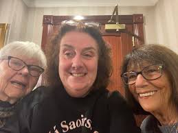 End of ! Pre- arranged to boot. So we have Keir Starmer, Angela Rayner and  boyfriend, Sam Tarry and Mary Foy, the local Durham MP, all definitely  there. Who else ? Diana