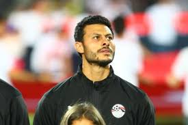 أكد محمد شوقي رئيس اللجنة الطبية بالنادي الأهلي، عدم خضوع محمد الشناوي حارس مرمى الفريق الأول لكرة القدم لمسحة كورونا أمس الثلاثاء مشيرًا إلى أن اللاعب قد أجرى مسحة تأكيدية خلال اليوم الأول. Ù…Ø­Ù…Ø¯ Ø§Ù„Ø´Ù†Ø§ÙˆÙŠ ÙˆÙ…Ø­Ù…ÙˆØ¯ Ø¹Ù„Ø§Ø¡ Ø¬Ø§Ù‡Ø²Ø§Ù† Ù„Ù„Ù…Ø´Ø§Ø±ÙƒØ© ÙÙ‰ ØªØ¯Ø±ÙŠØ¨Ø§Øª Ø§Ù„ÙØ±Ø§Ø¹Ù†Ø© Ø§Ù„ÙŠÙˆÙ… Ø³ÙˆØ¨Ø± ÙƒÙˆØ±Ø©