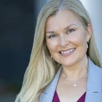 Lisa Wymer's Instagram, Twitter & Facebook