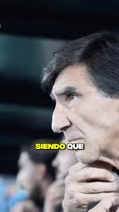 SITUACIONES QUE NO DEBERÍAN VOLVER A PASAR"😡✈️ En la previa del duelo por  la Copa Libertadores entre Racing y Peñarol, a disputarse este martes en  Avellaneda, el plantel uruguayo protagonizó un incidente