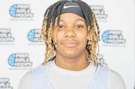 Andrea Guilford's Instagram, Twitter & Facebook