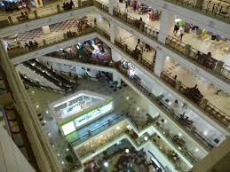 There are over 1000 shops in business; Shoppingmall Mit Indoor Themenpark Berjaya Times Square Kuala Lumpur Reisebewertungen Tripadvisor