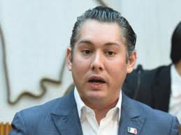 Redes de poder MTY: “Boni” desecha juicio contra Vital y transportistas  retan a “El Bronco”