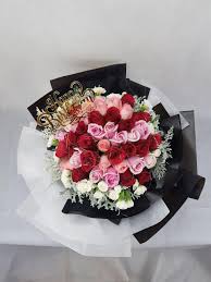 Over the last 30 years, kim's florist has worked to provide the people of malaysia with creative and elegant ways to with our creative arrangements, superior fresh blooms, and fast delivery, kim's florist are known as one of the best kedai bunga in malaysia. Pin On Flower Bouquet