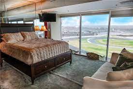 Green means go, so when a driver sees this flag, he slams on the gas pedal and takes off. Live Your Fantasy In This Charlotte Motor Speedway Condo