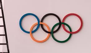 El primero en que aparecen los anillos es el póster de los juegos. Paris Presento El Logo Oficial De Los Juegos Olimpicos 2024 Antena 2