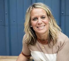 Marjorie Dempsey's Instagram, Twitter & Facebook