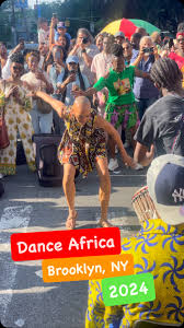 Makeda Voletta- alluring dancer- breathtaking performances caught