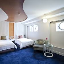 We know that the famous international bar street at shekou sea world is there. Honlux Cruise Inn Boat Shenzhen At Hrs With Free Services