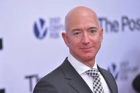 Jeff bezos amazongolden globes gq helikopterabsturz reichster mann der welt ceo. Jeff Bezos Ex Assistentin Verrat Welche Fragen Er Im Vorstellungsgesprach Stellte Brigitte De