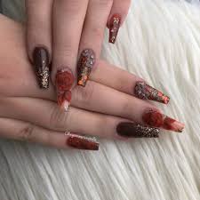 These nails go perfectly matched with your sundress. Fall Nail Colors Coffin Shape Bails