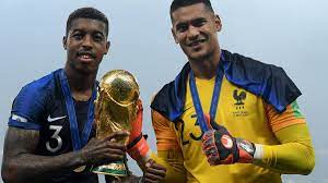 Fort d'une nouvelle exposition médiatique. Areola All Focused On The One Goal Paris Saint Germain