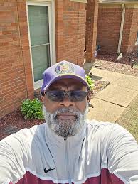 Kountry Wayne's Book About His Father's Past