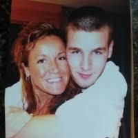 Carmen Dwyer's Instagram, Twitter & Facebook