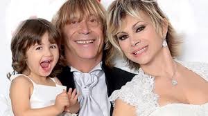 Una rivelazione che ha lasciato tutti di stucco. La Figlia Di Carmen Russo E Enzo Paolo Turchi Eccola Oggi