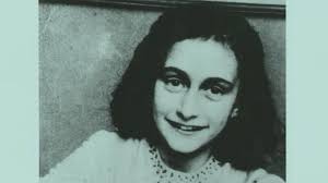Anne frank biyografi bilgileri, kaç yaşında, aslen nereli ve nerede doğdu gibi sorularınıza cevaplar verdik! Anne Frank Children S Costume Sparks Controversy Bbc News